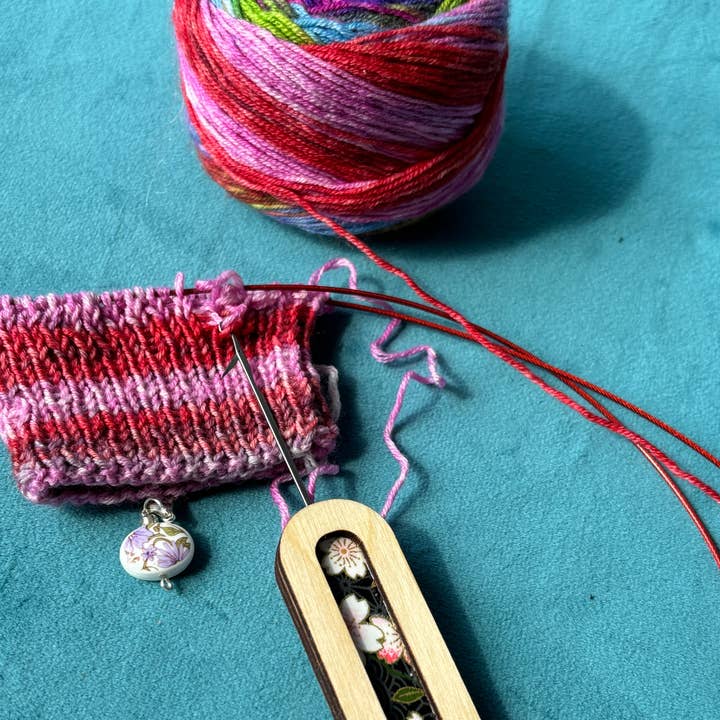 Lemonwood Stitch Fixer and other Purchase Wholesale savon à fixer. Free Returns & Net 60 Terms on Faire trending on Faire.