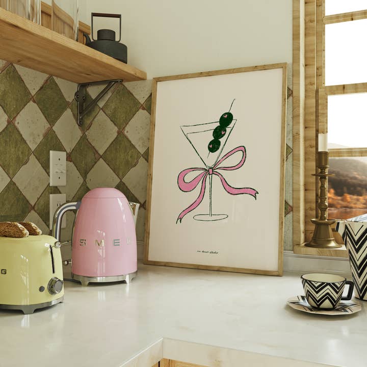 RM Decor Studio – wholesale Art print – Martini Bow Art Print0