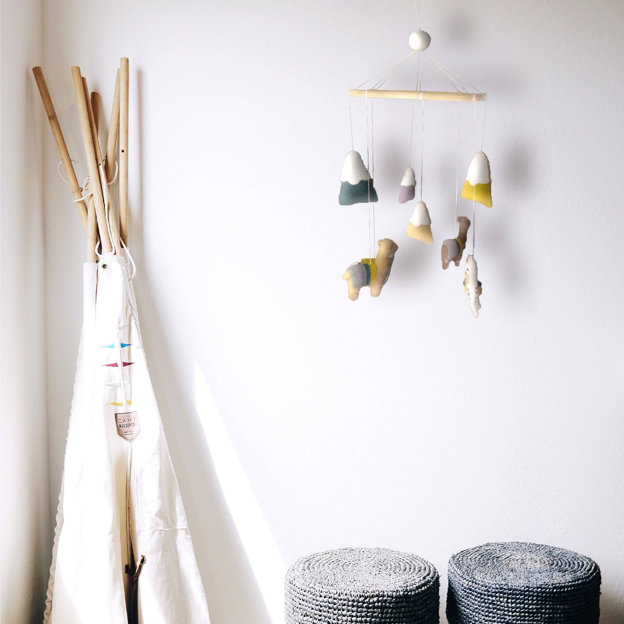 Global Crafts - Vendita all'ingrosso Giostrina culla - Carillon per culla con lama in feltro10