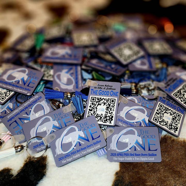 Vente en gros | Porte-clés personnalisés avec code QR pour la vente par The Ritzy Pony Boutique, LLC