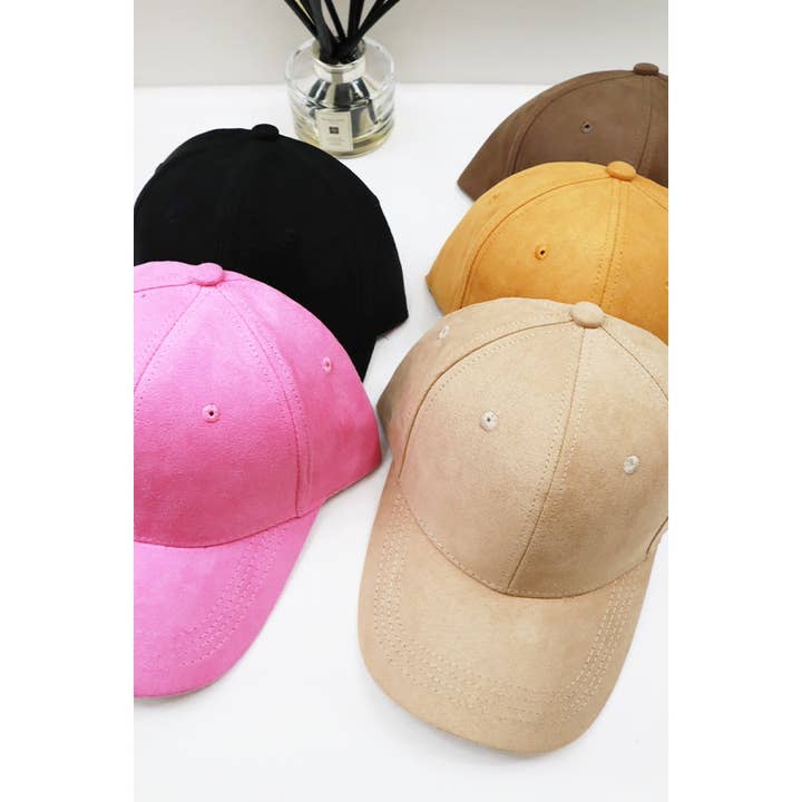 Casquettes de baseball Everyday Suede pour la vente par Love and Repeat