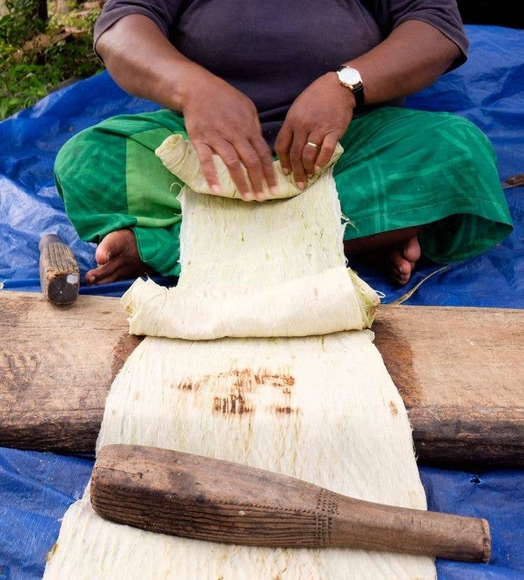 Rise Beyond the Reef - Wholesale Wall Accent - Niu Fan with Masi Flower14