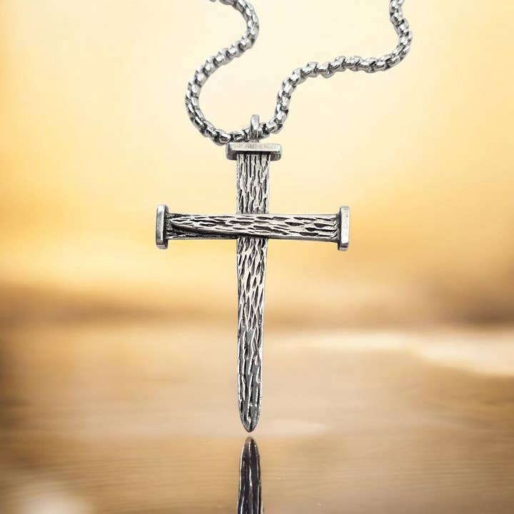 Leo Neglekors Vedhæng Antik Sølv Med Kraftig Kæde for engroshandel hos Forgiven Jewelry