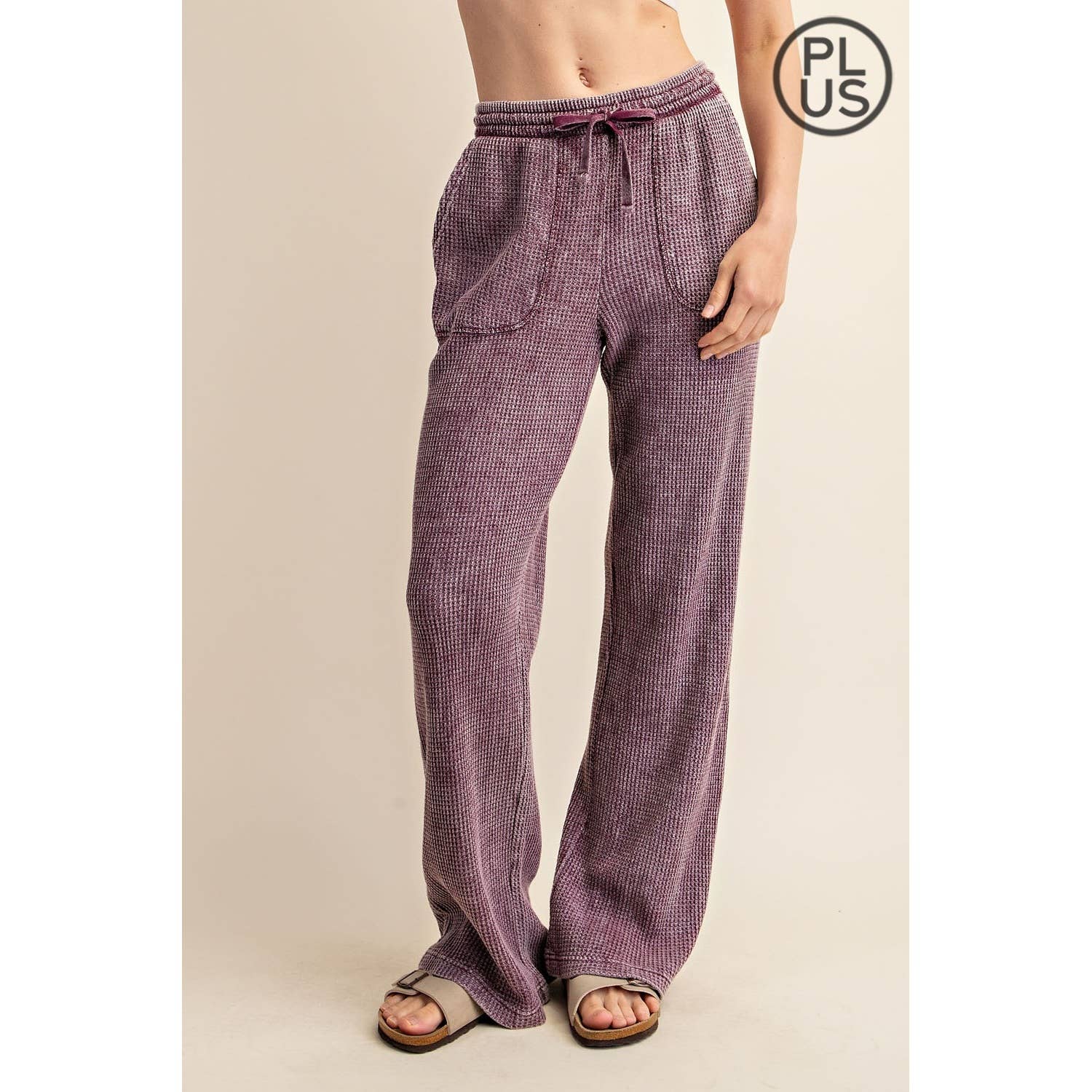 Rae Mode - Vente Pantalon de sport – femme - PANTALONS DE SURVÊTEMENT DROITS GAUFRÉS DÉLAVÉS AUX MINÉRAUX DE GRANDE TAILLE15