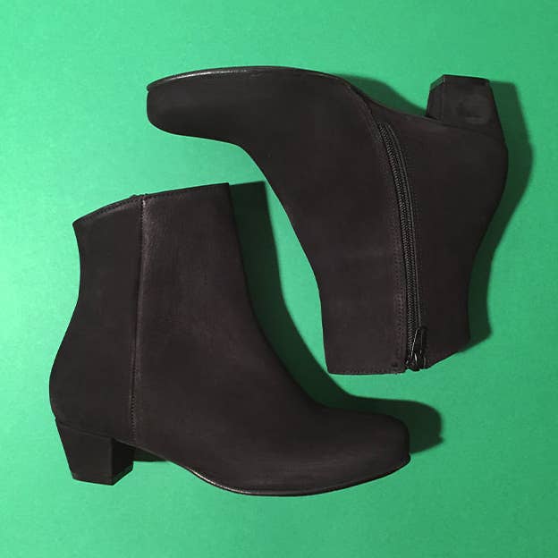 Alice | Zwart Nubuck voor wholesale door Minna Heino AB