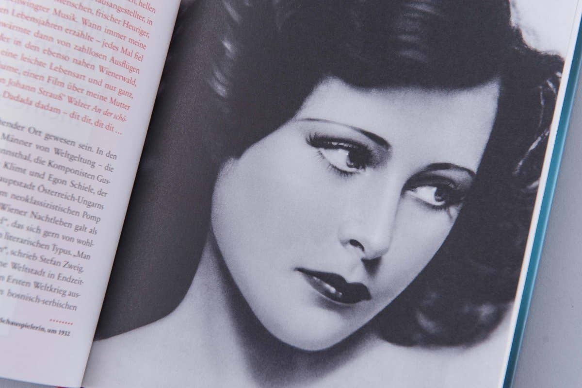 Ankerherz Verlag - Vente Livre de biographie et mémoires - Hedy Darling7