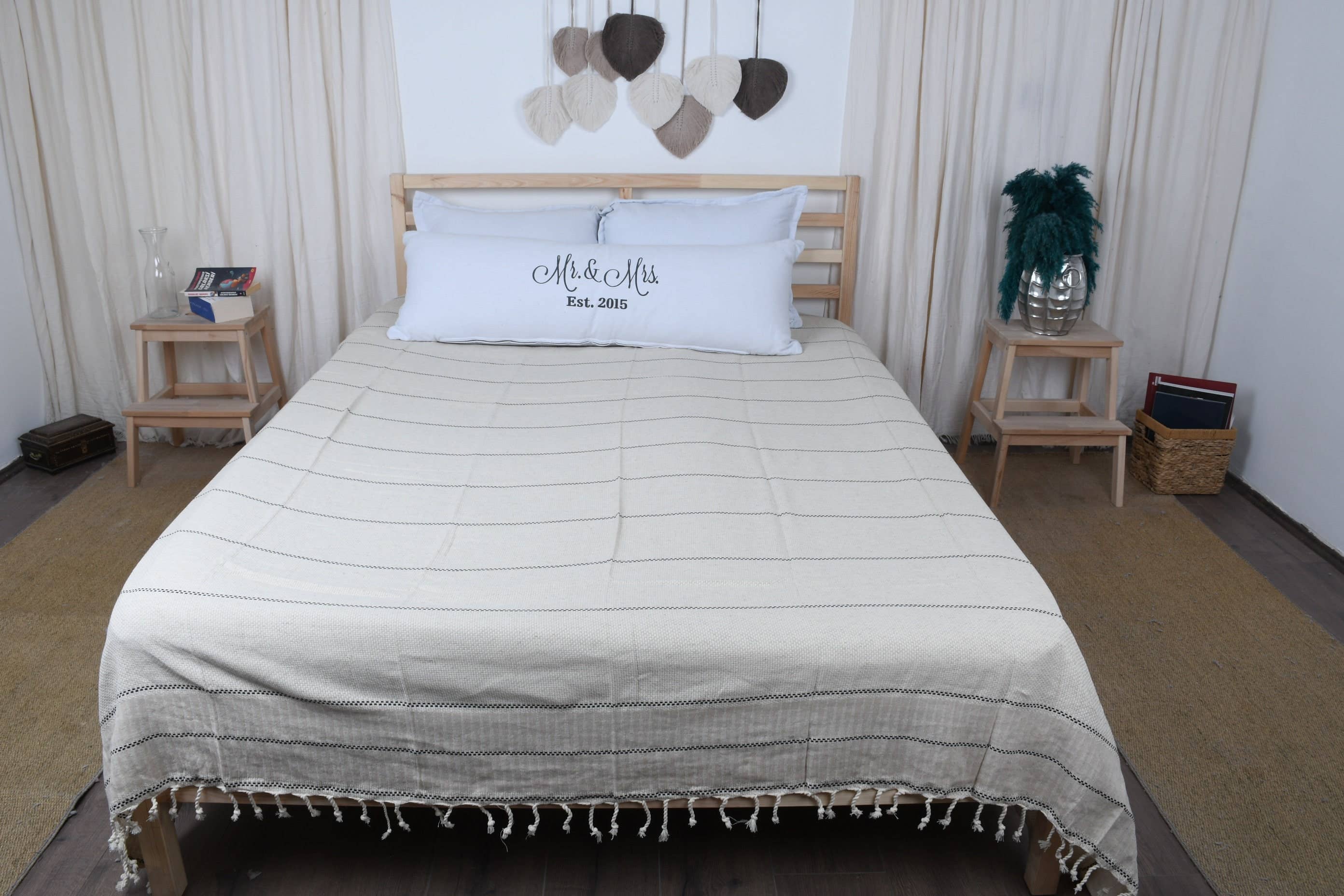 Organic Turkish Towels – wholesale Throw blanket – Wedding Gift Blankets, Elegant Light Beige Striped Throw6