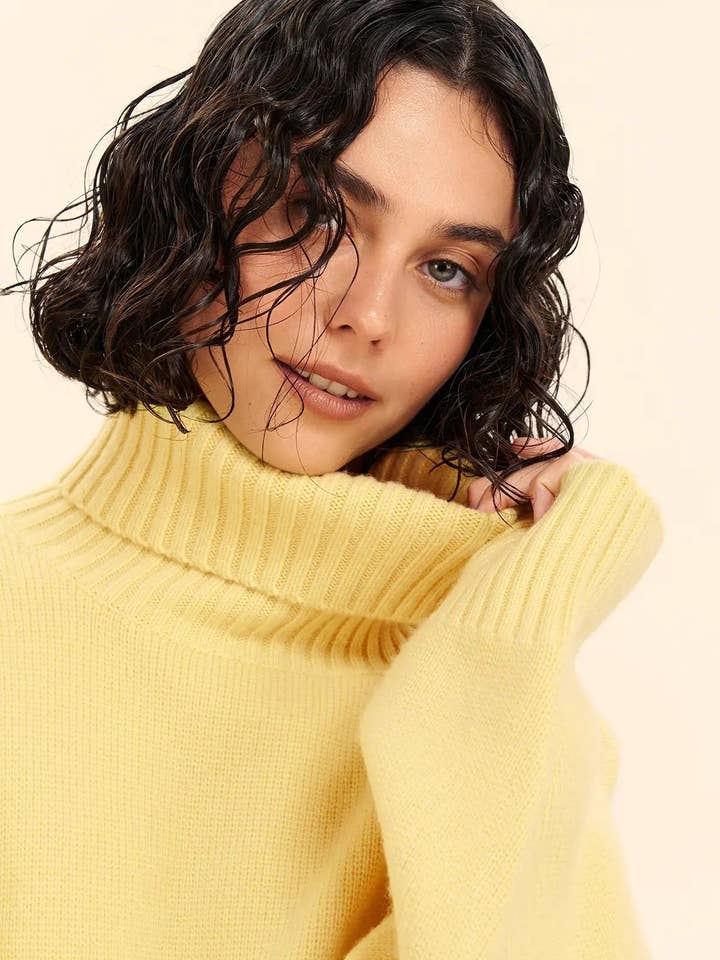 Marayn - Wholesale Knit Sweater - Women's - Cozy Knit Mock Neck Sweater AutumnWinter EuropeUS Style6