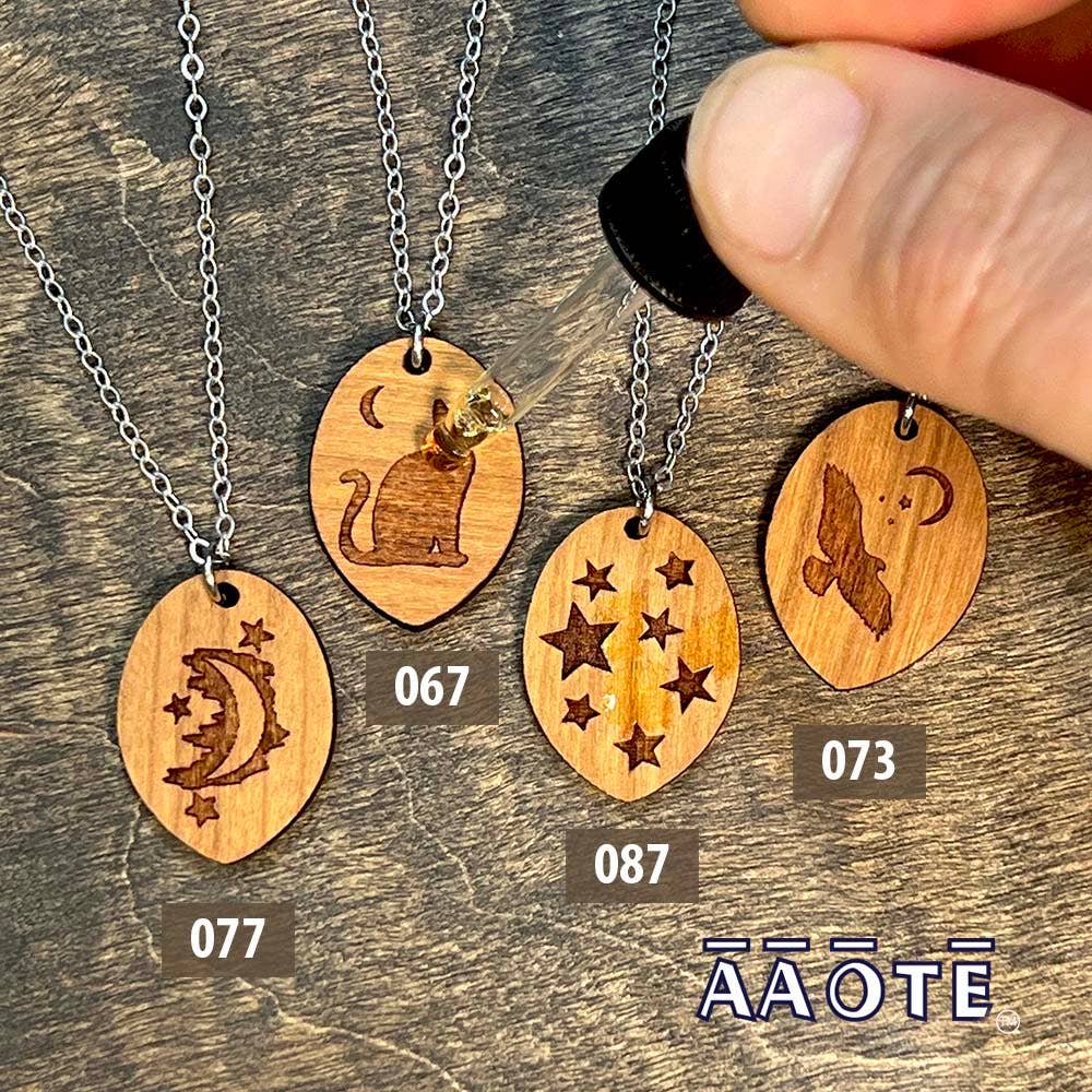 AAOTE - Wholesale Aromatherapy Necklace - Wood Essential Oil Diffuser Minimalistic Necklace1