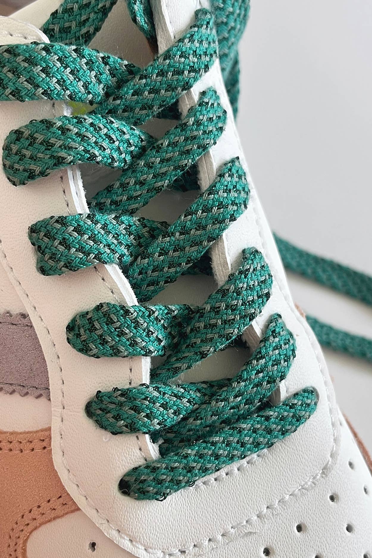 BARNABÉ AIME LE CAFÉ - Wholesale Shoelaces - Women's - Lurex tennis shoe laces5