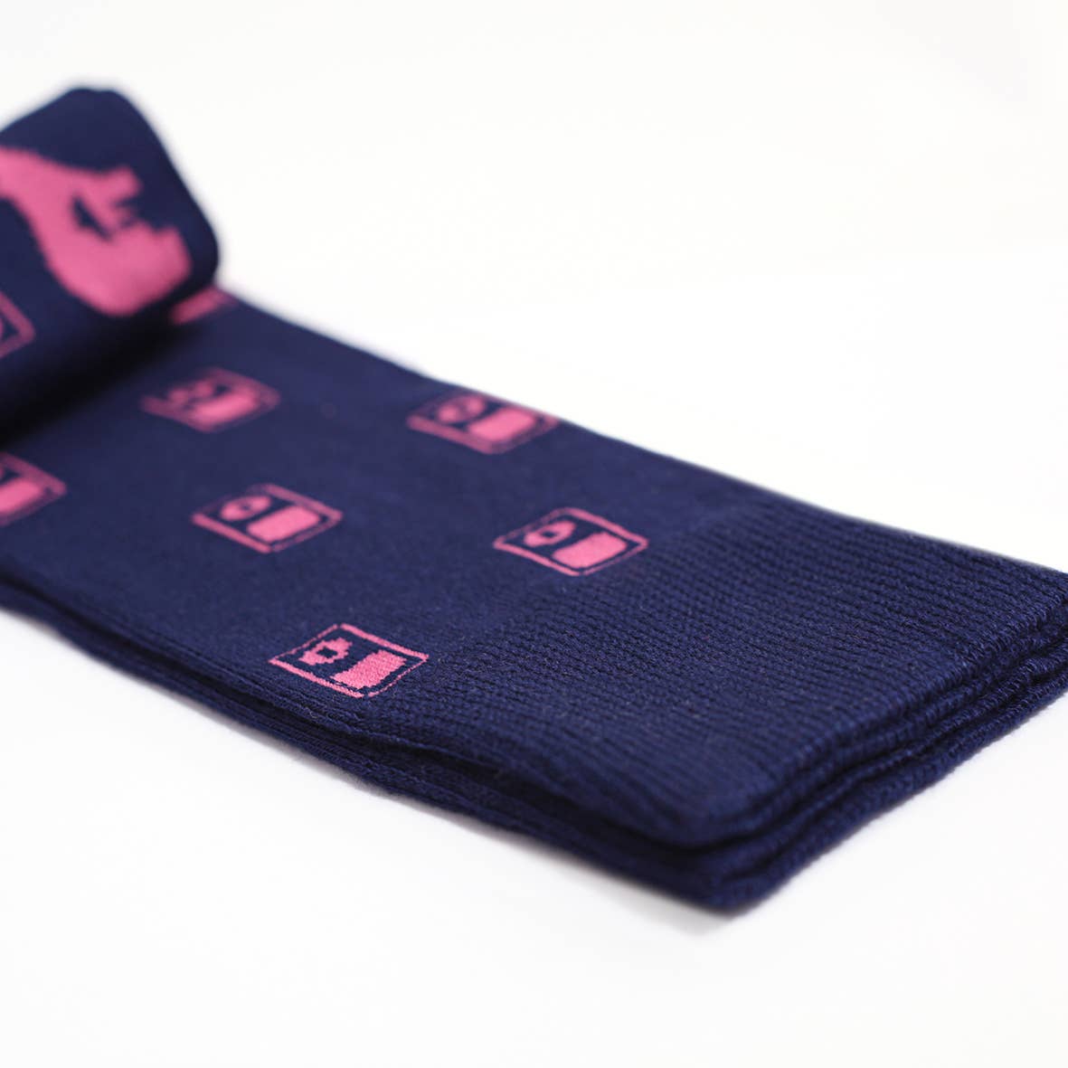 Slopes&Town - Wholesale Socks - Unisex - Pink i-pod Bamboo socks1