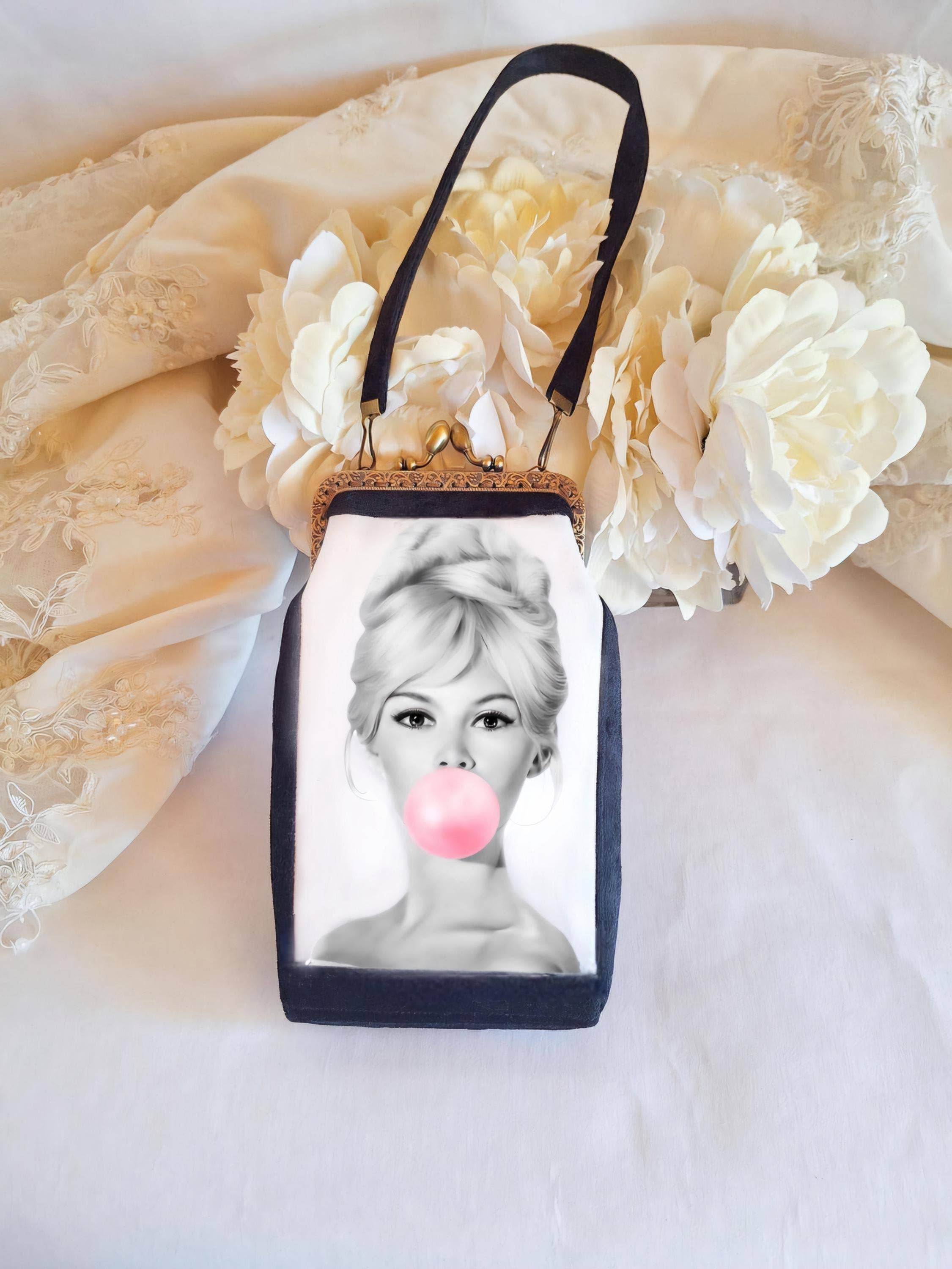 LeisTextileStudio - Wholesale Clutch Bag - Women's - Audrey Hepburn Bubblegum Velvet Phone Clutch Handbag7