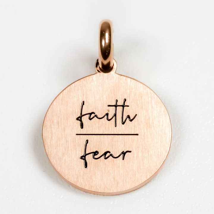 Ciondolo La fede contro la paura per la vendita all'ingrosso da parte di The Inspiration Company
