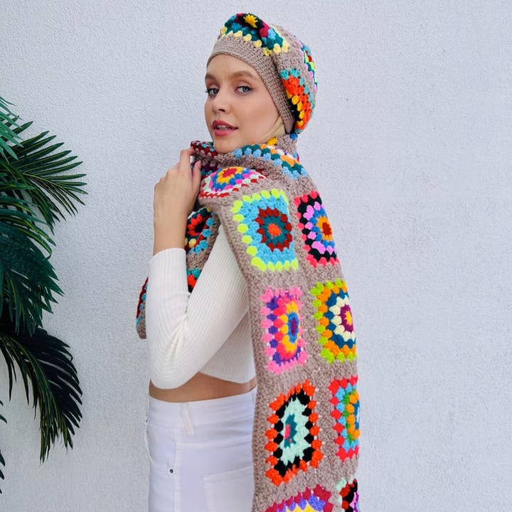 chandakashop - Wholesale Beanie - Women's - Beige Hand-Knit Beanie & Scarf2