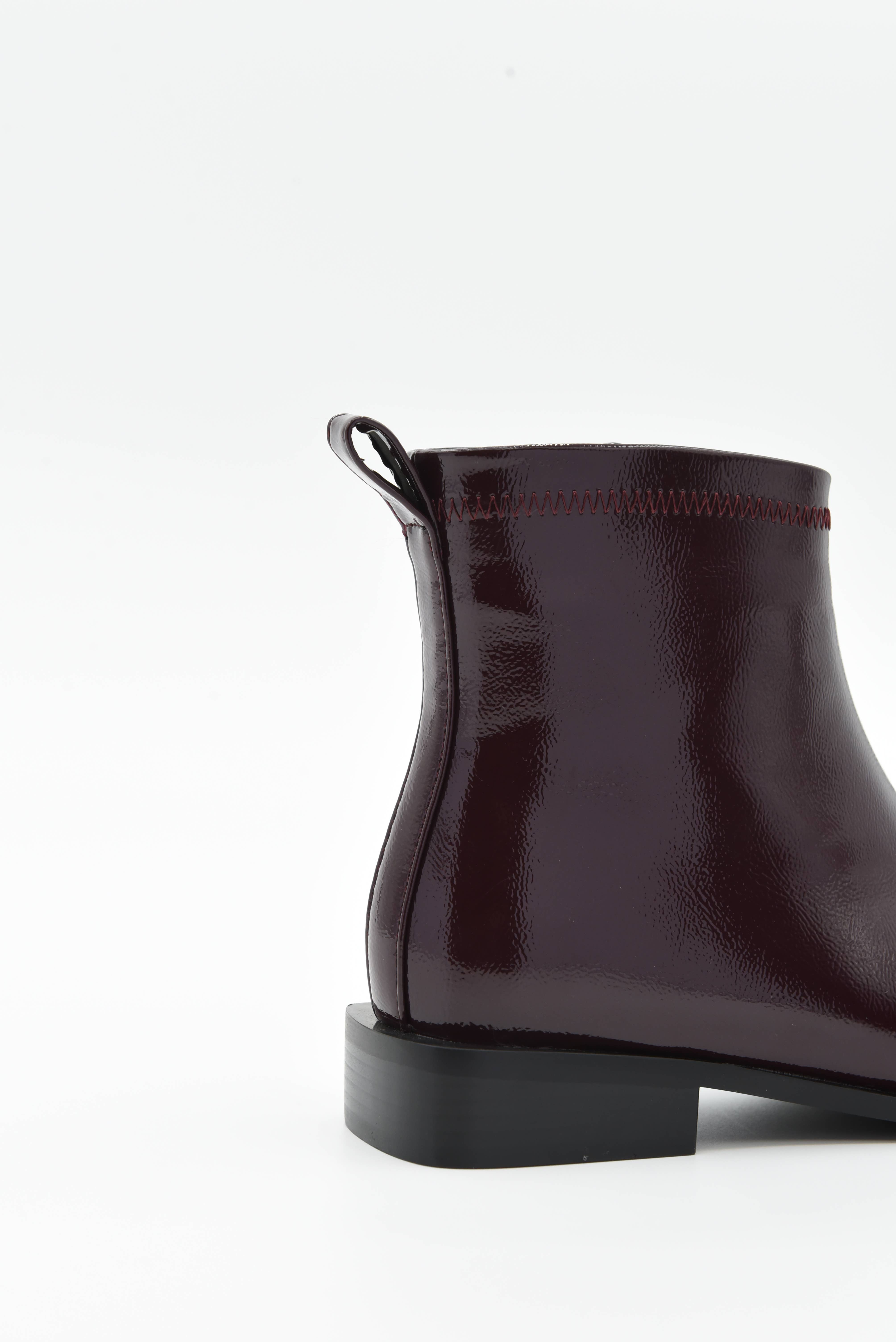 Azarey - Wholesale Booties - Women's - Patent flat ankle boot with front detail 462K157 4