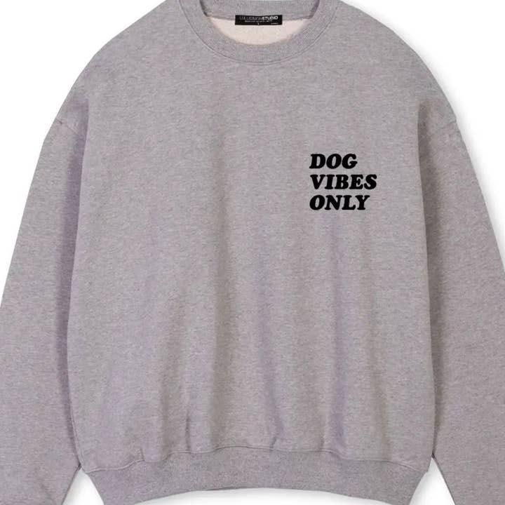 Sweatshirt voor alleen hondenvibes voor wholesale door House of Lulu