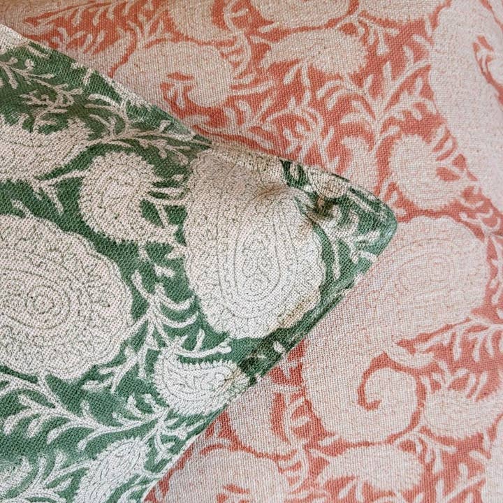 The Blockprint Tree - Venta al por mayor Cojín decorativo - Cojín mediano con estampado paisley rosa/salmón, 40 x 40 cm4