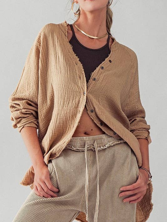 Urban Daizy - Wholesale Button Down Shirt - Women's - PREMIUM SOFT FRAYED HEM GAUZE VINTAGE WASHED SHIRT