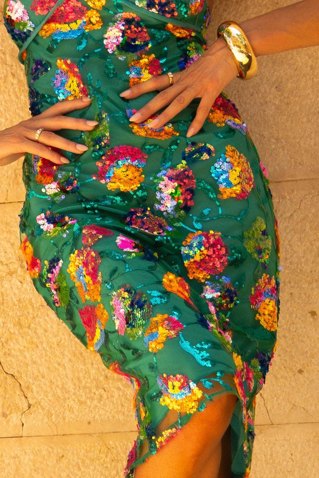 Elsie & Fred – Großhandel Kleid – Damen – Las Dalias Grünes Paillettenkleid6