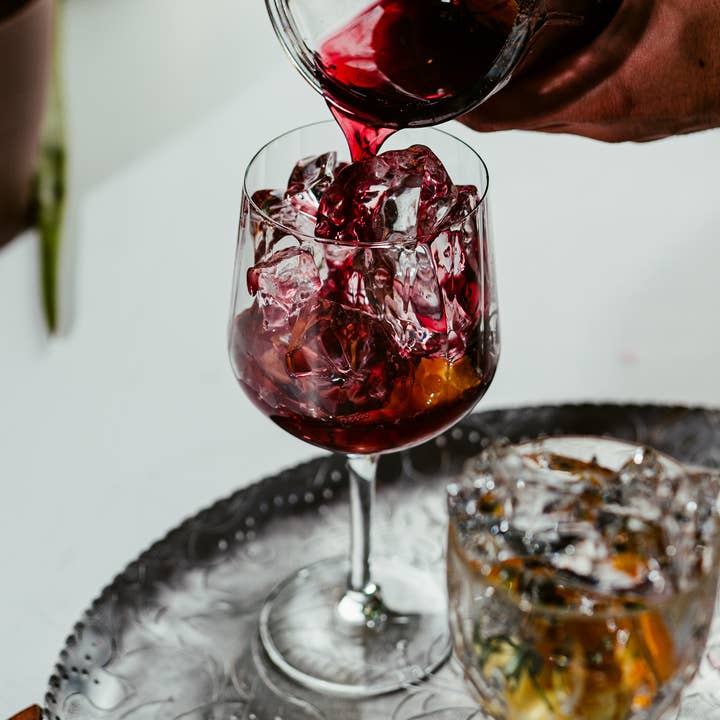 Hospitality Glass - Wholesale Cocktail/Liquor Glass - Allure 25 oz. Gin & Tonic3