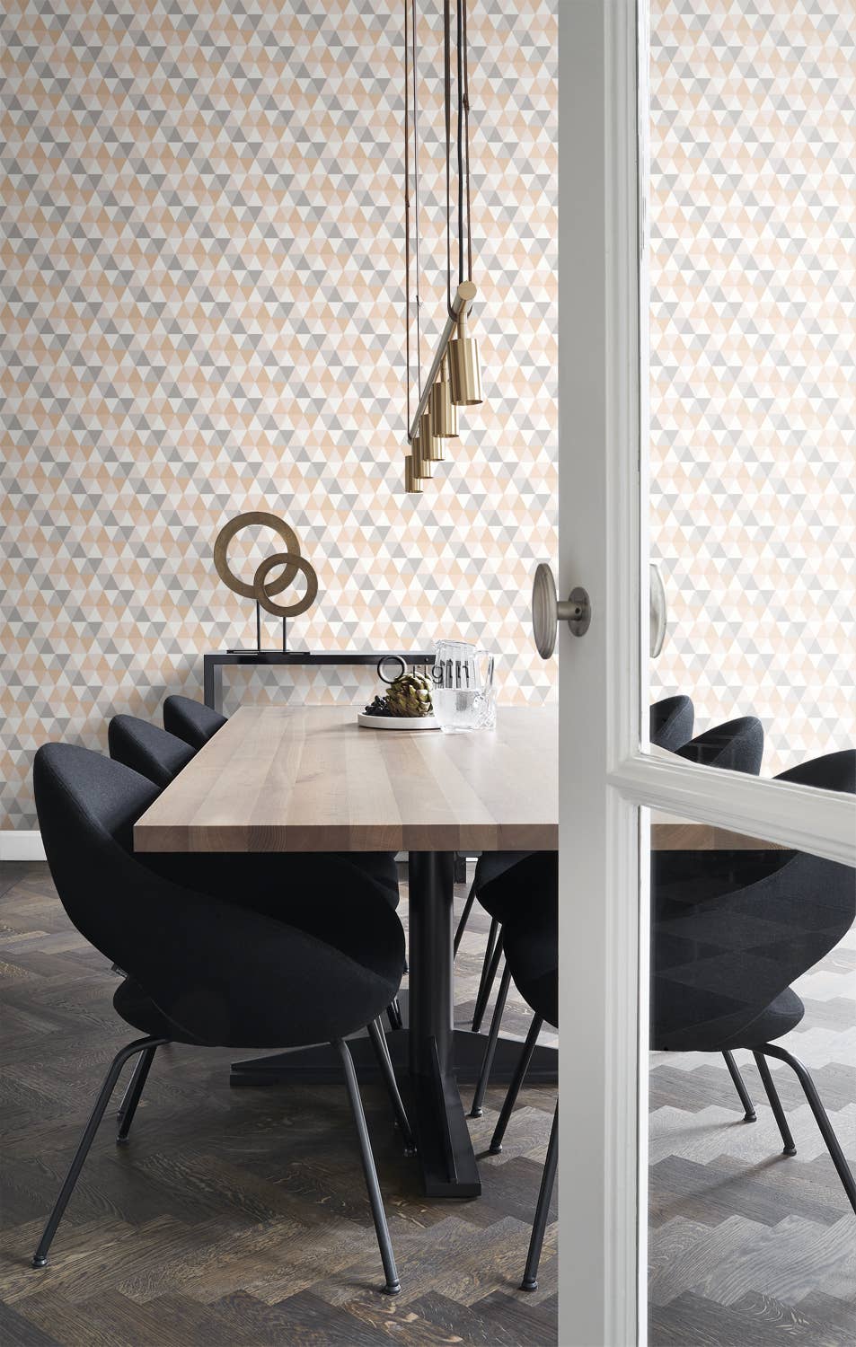 The Design Department b.v. - Wholesale Behangrol - Behang grafische driehoeken33