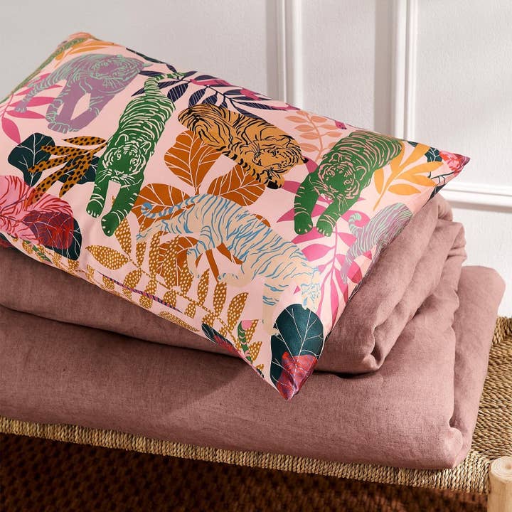 Funda de almohada de seda morera «Tigress» para venta al por mayor de Dora Nola