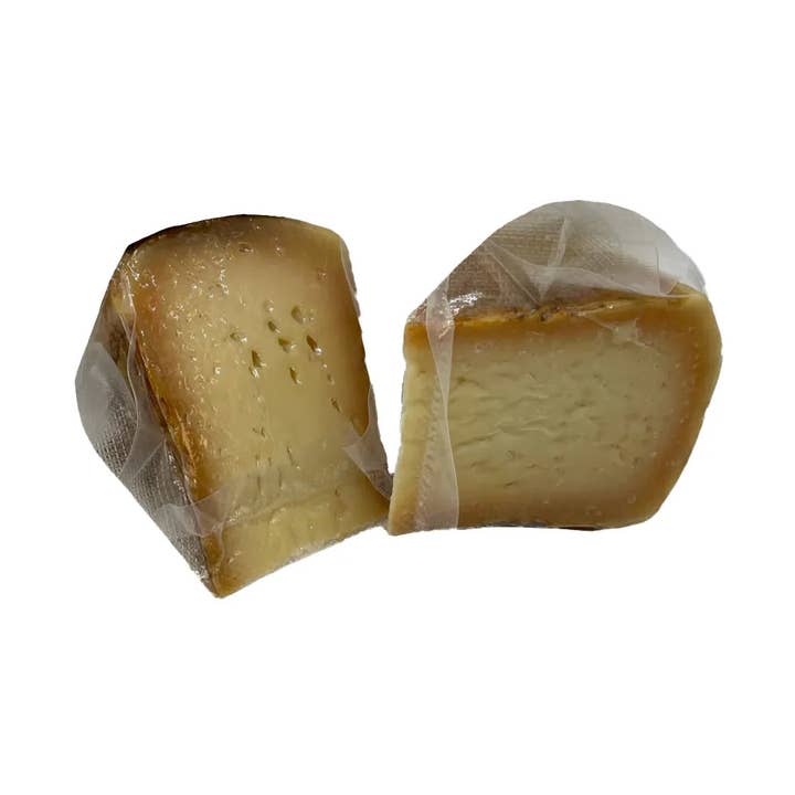 Lagrad Pecorino - Lagrad Pecorino av fårmjölk från Gargano (1,8 kg) för wholesale av OLIO DI SERRA
