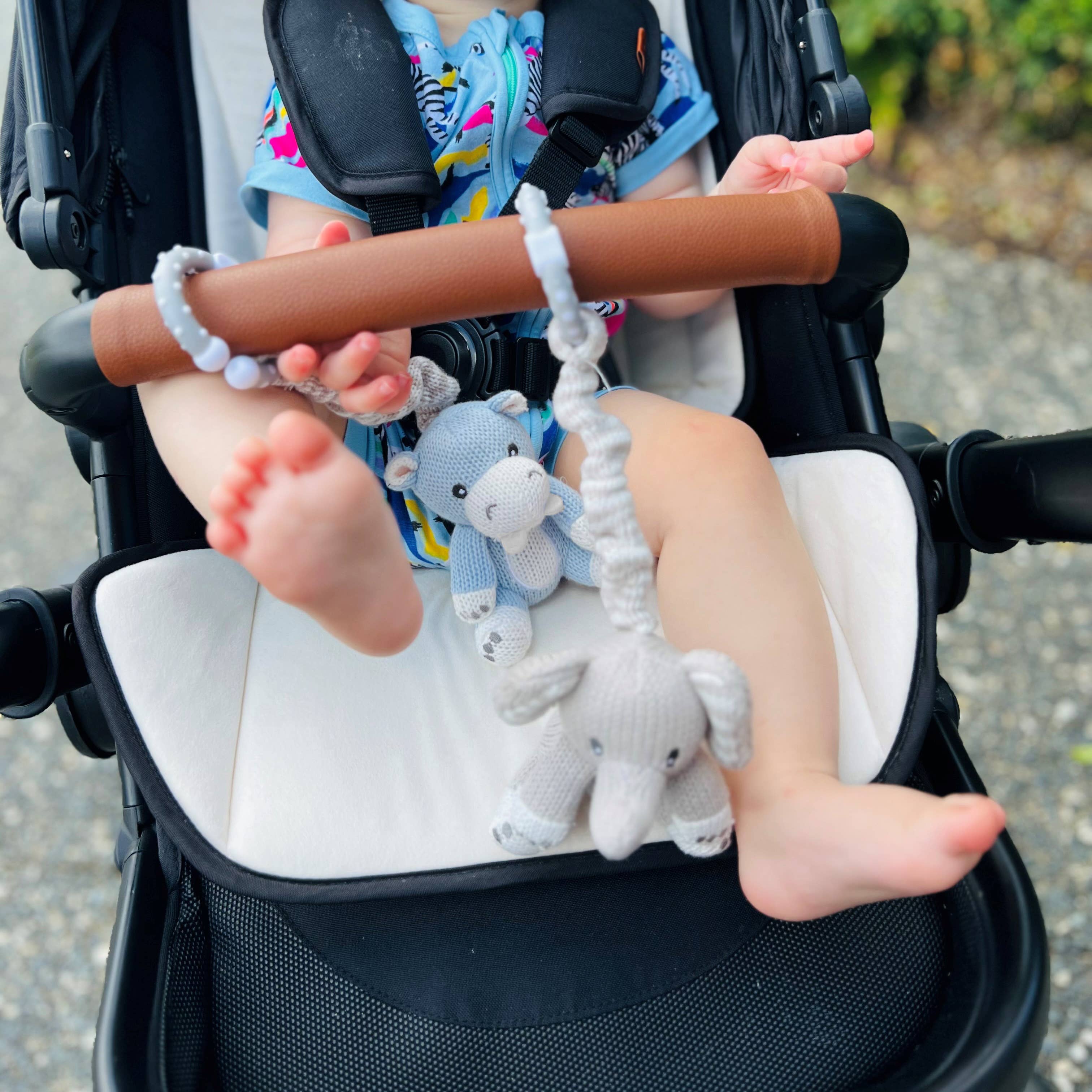 Living Textiles - Wholesale Stuffed/Plush Toy - Kids & Baby - 2pk Stroller Toys - Elephant & Hippo1