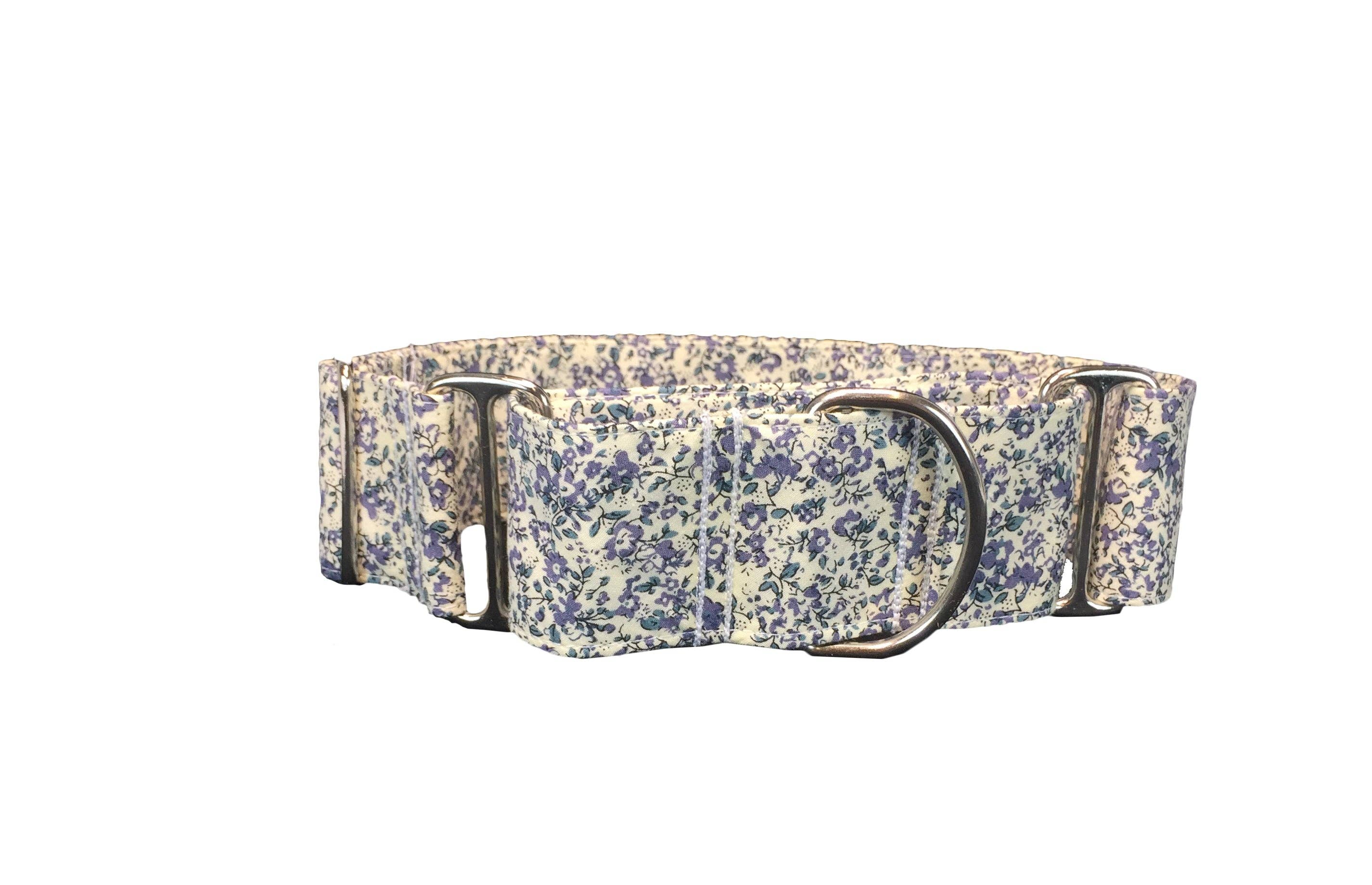 Izala Dog - Wholesale Pet Collar - Dog - Martingale Dog Collar “Florecillas”