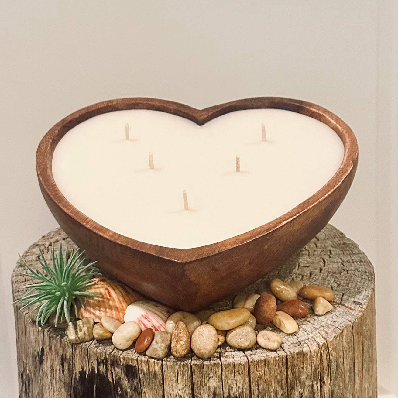 Woodware&Co – wholesale Candle holder – WHOLESALE Large Wooden Heart Bowls1
