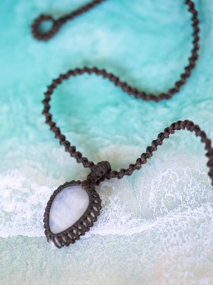 Pingente de Pedra-da-lua por atacado de Meelah Collections