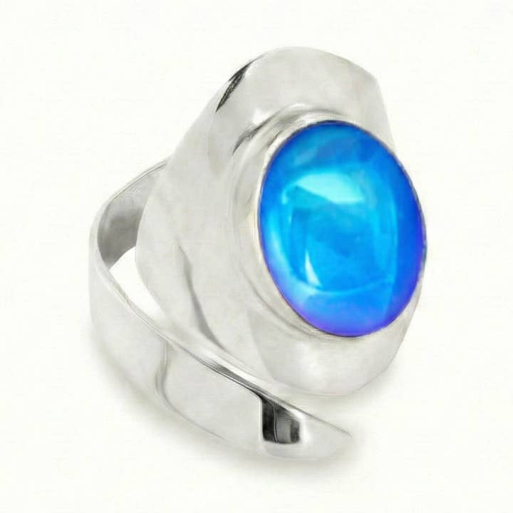 LeightWorks - Aurora Crystal Jewelry - Wholesale Cocktail/Statement Ring - Sting Ray Oval Ring0