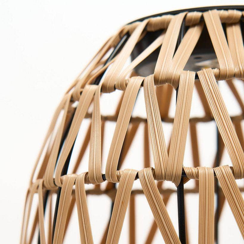 LJUSBRUN Utomhus tårdroppsformad solcellslampa i rotting för bordet för wholesale på Faire1