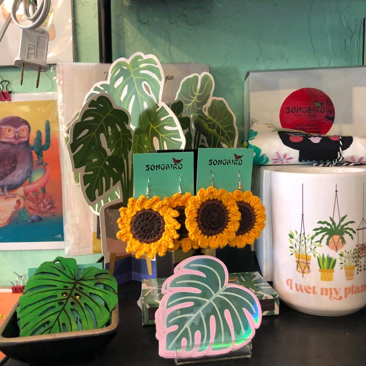 Ceramwitch - Wholesale Dangle Earrings - Crochet Sunflower Earrings4