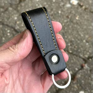 Personalized Leather Keychain. Custom Car Key Fob Key Ring Key Chain  Engraved Handwriting Initial Name Keychain. Handmade Leather Keychain