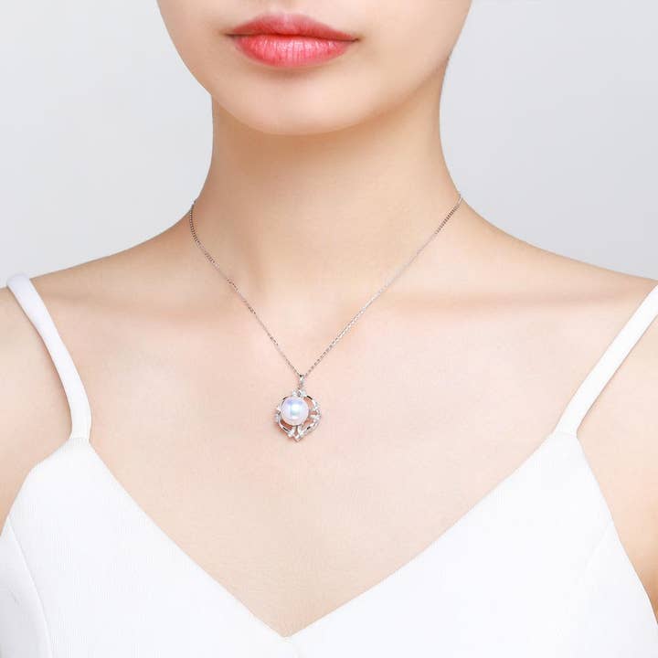 Timeless Pearl – wholesale Pendant/charm necklace – Angelic Classic Pearl Necklace