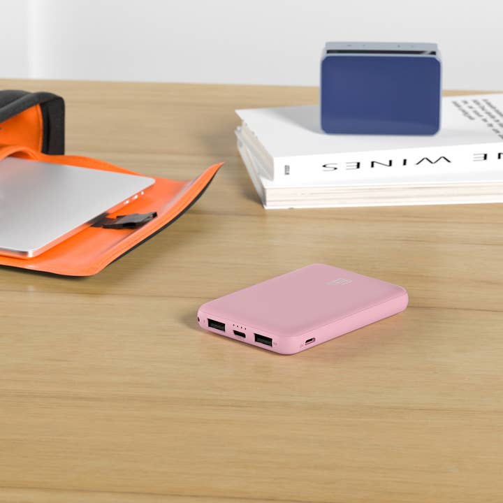 LAX Gadgets - Wholesale Portable Charger - Ultra-Slim & Portable 6600mah Power Bank- Retail Packaing36