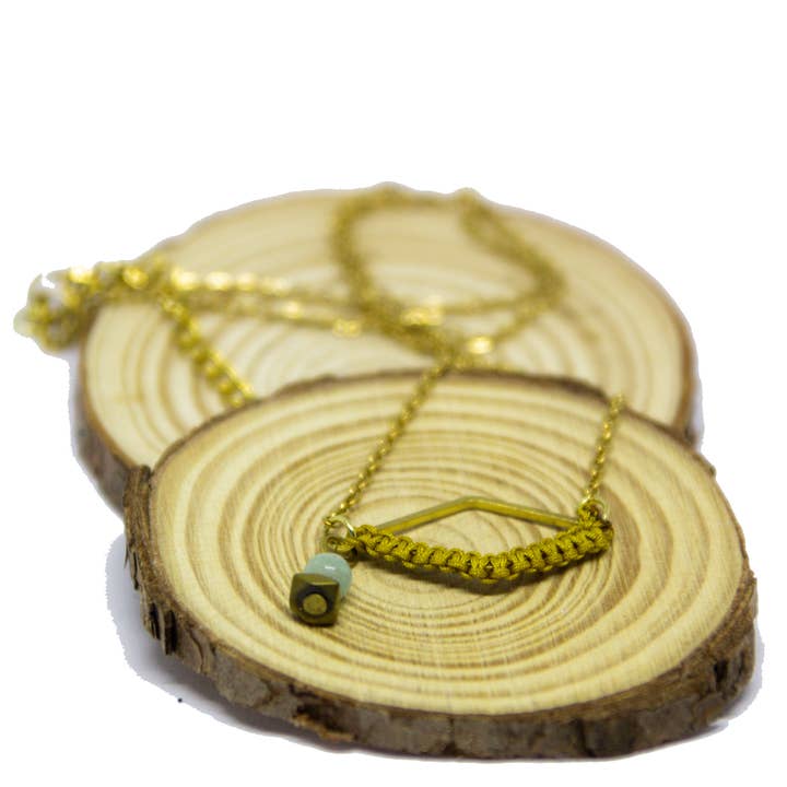 Collier court losange "Asma" de Miss Camille pour la vente par miss camille