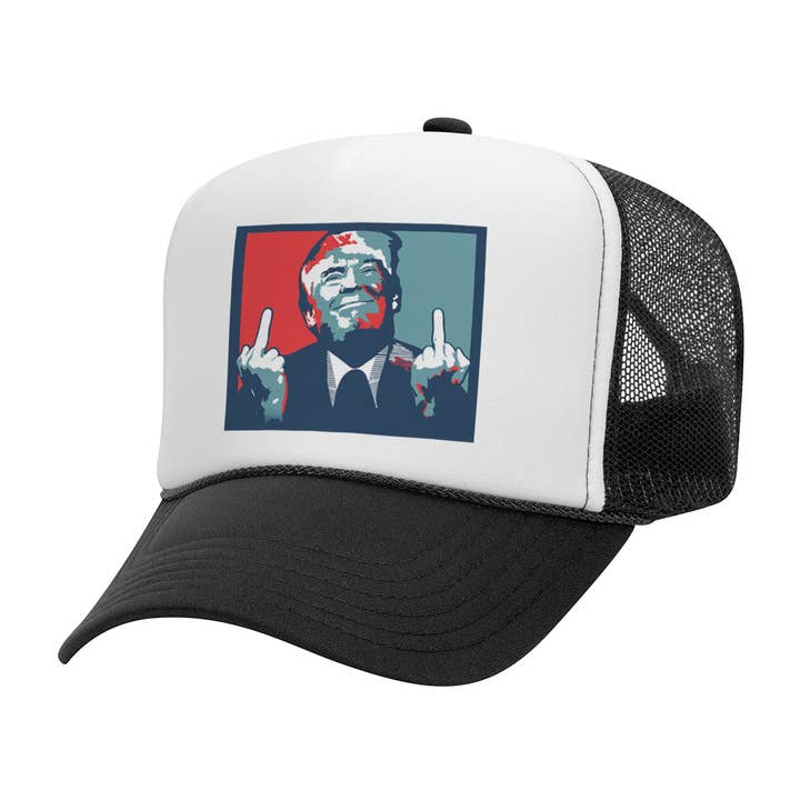 Casquette de camionneur en mousse Trump Middle Fingers pour la vente par God And Glory Gifts