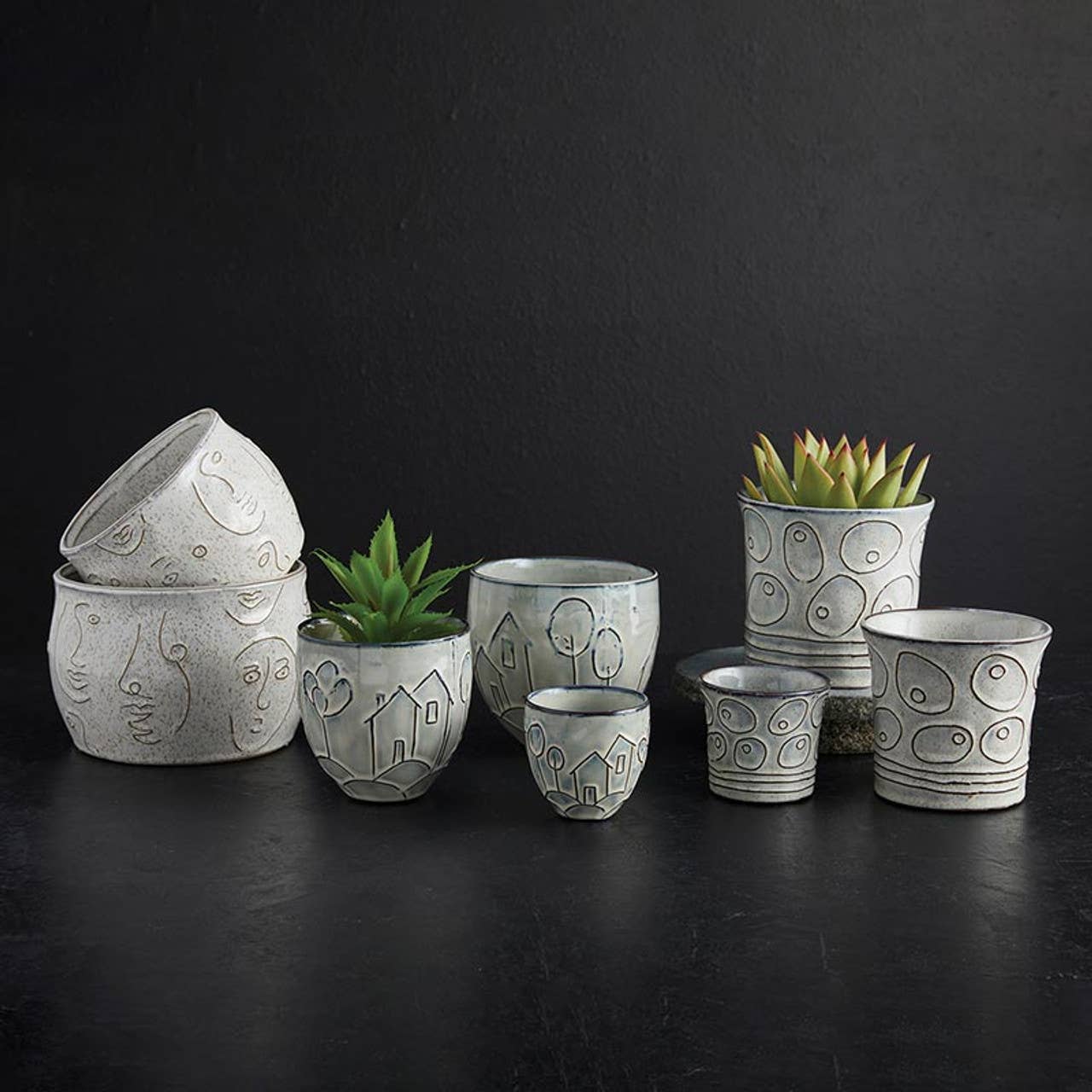 47th & Main (Creative Brands) - Wholesale Plant Pot - Abstract Face Pot - Large1