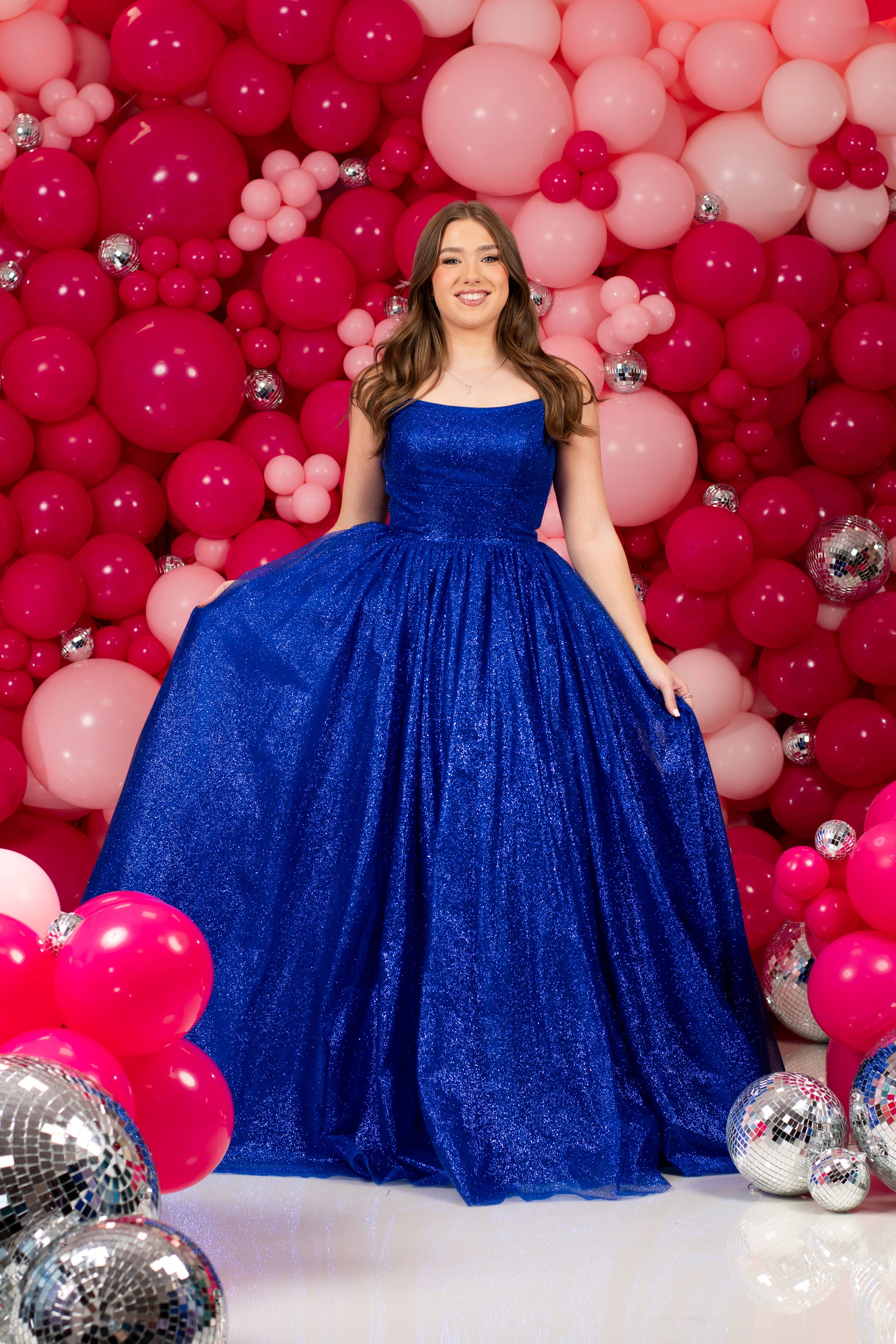 Izzy Royal for wholesale on Faire7