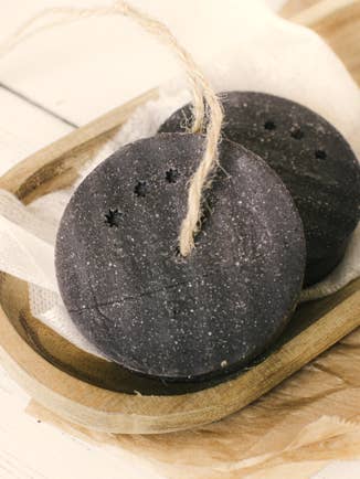 Animal soap with olive oil and rhassoul for wholesale by Les bulles de Nan's