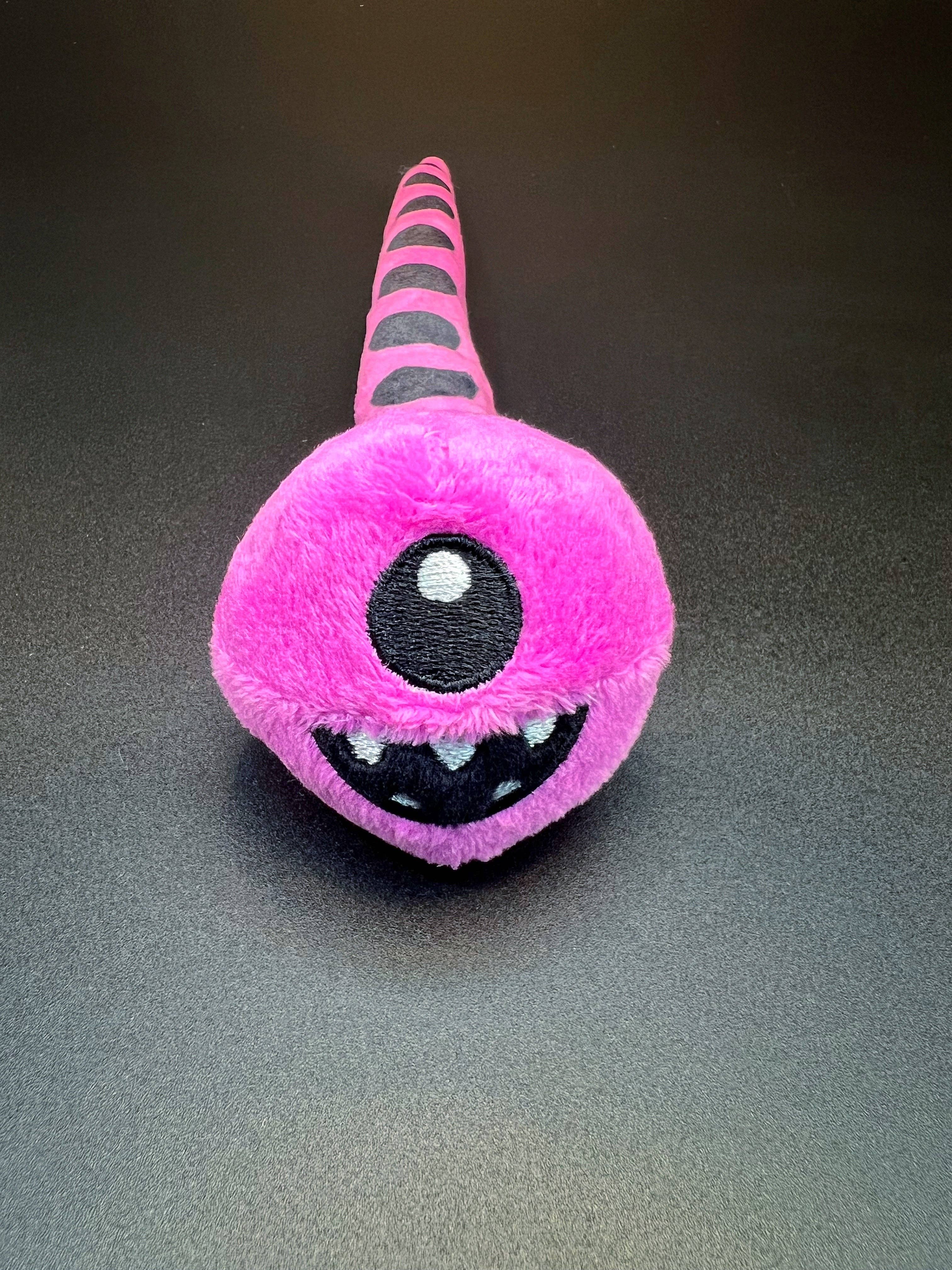 Doris Bizarro - Wholesale Pet Plush Toy - Dog - Pink Eye Jr.