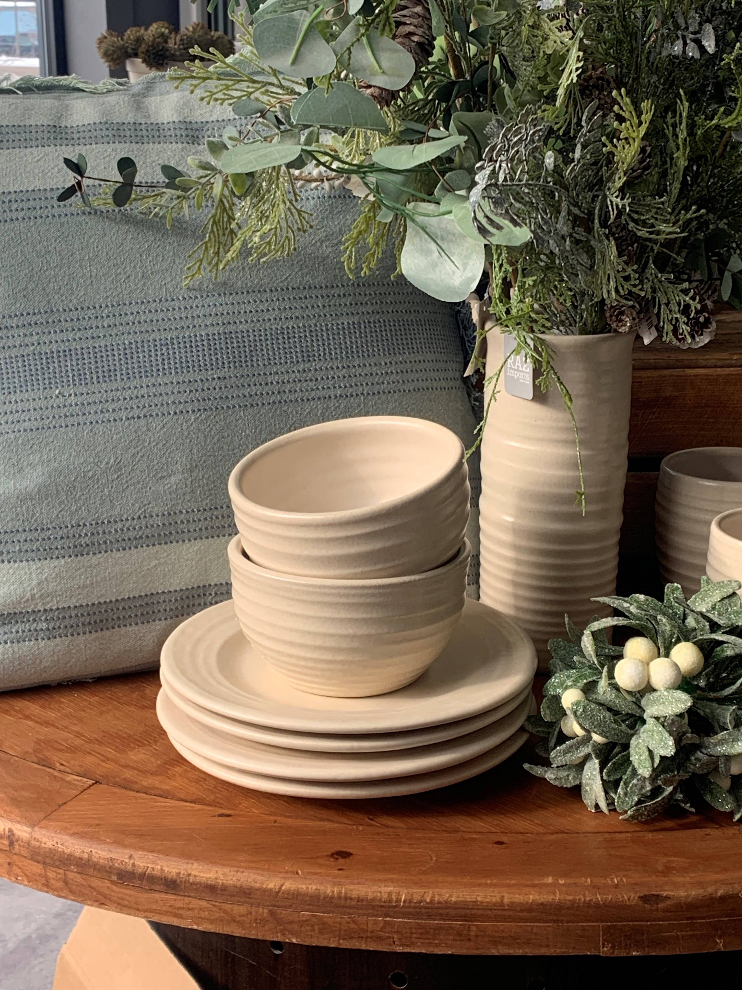 Rowe Pottery - Wholesale Dinner Plate - Farmhouse Ridges Dinner Plate - Drift White2