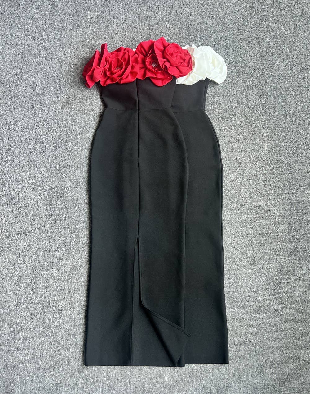 Productseeker – wholesale Klänning - Dam – DR0190 Elegant blommig bandageklänning - svartvitt17