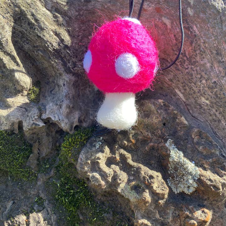 FRESH BallZ - Wholesale Car Freshener - Unisex - MushieZ - Hot Pink2