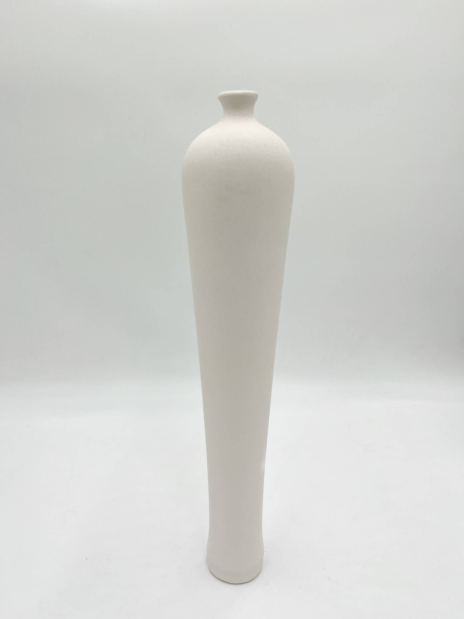 JF The Reborn Home - Wholesale Vase - DEC402 VASE LONG MILK WHITE 9/9/46CM0