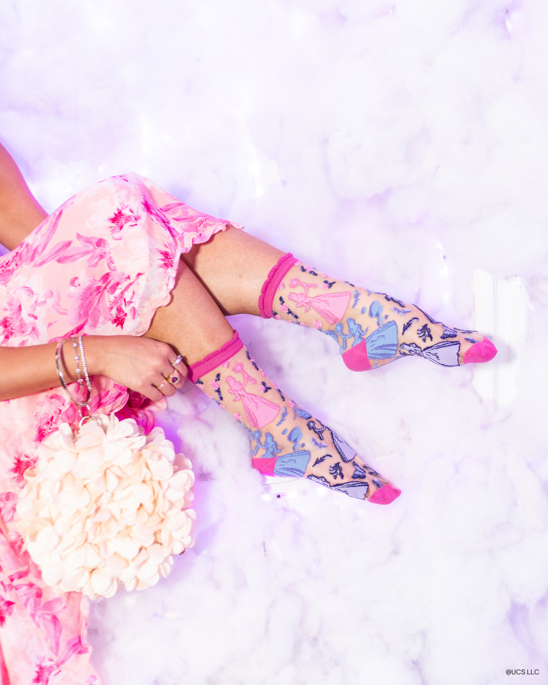 Sock Candy – Großhandel Socken – Damen – Wicked Glinda Silhouette Rüschensocke aus transparentem Stoff5