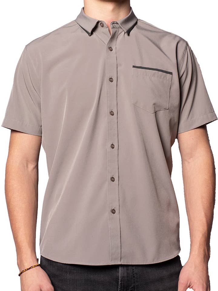 Boutonnage « Edge » à manches courtes pour la vente par SpearPoint Apparel