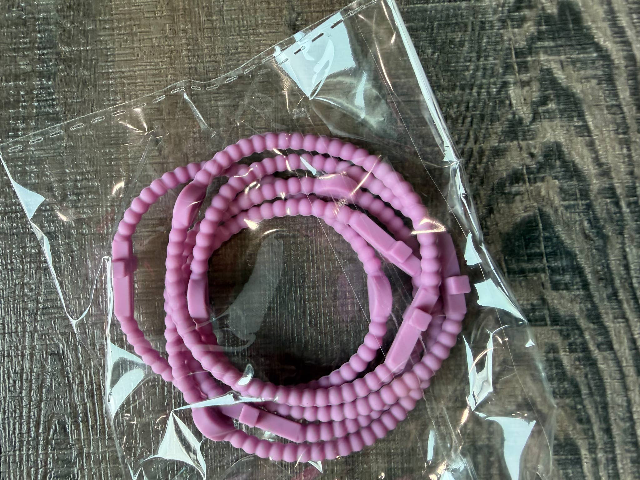 JILLIAN INK LLC - Wholesale Jewelry Set - Silicone Cross Bracelet Set of 517